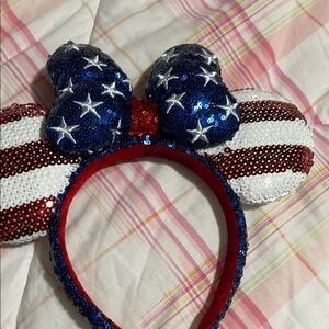 Disney Blue and Red Minnie Mouse Hair Accessory